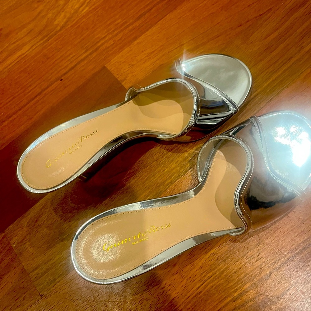 Gianvito Rossi silver sandals. Never worn, new in box. Stunning and unique